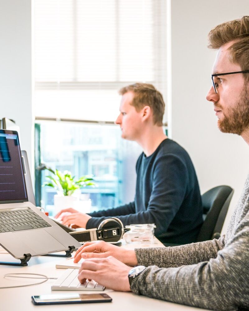 4Cast Hero Background